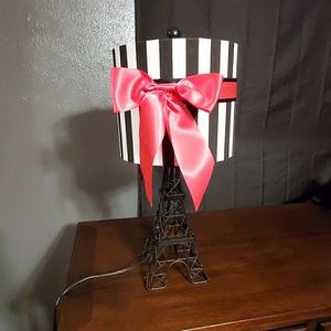 Eiffel Tower lamp